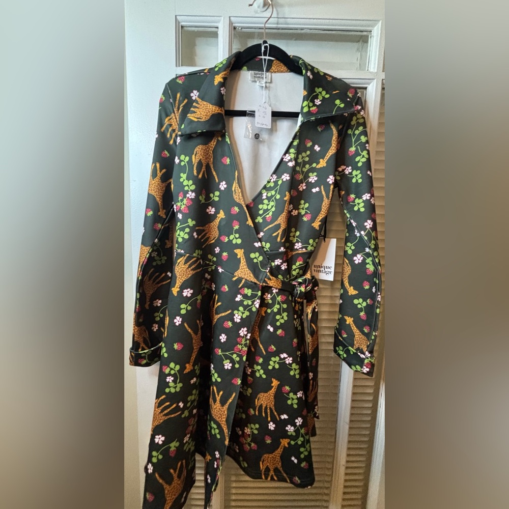 Unique Vintage Floral Wrap Dress - Picture 7 of 8